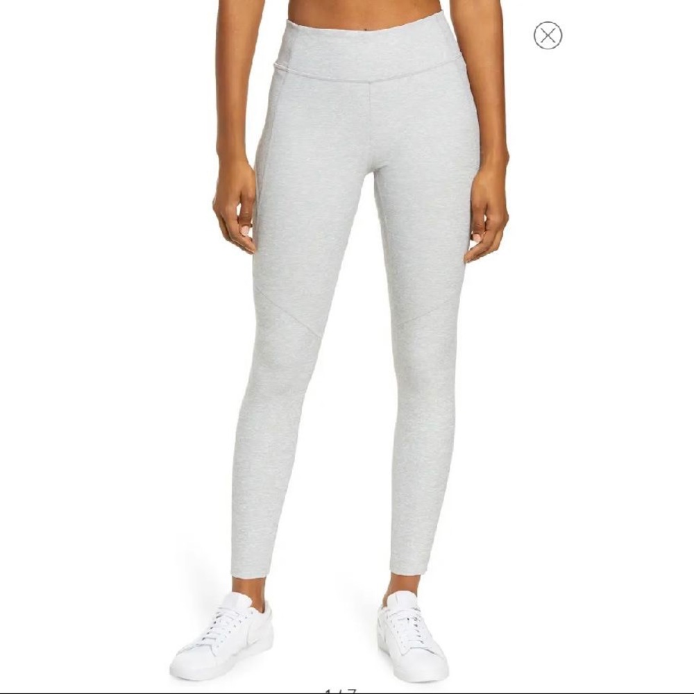 Outdoor Voices Warm Up 3/4 Crop Legging